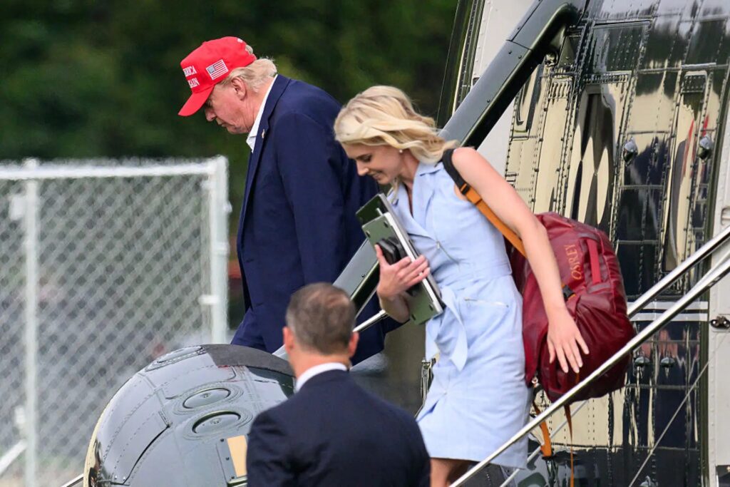 ¿Quién es Natalie Harp, la asistente de Trump que ha encendido las alarmas en el Servicio Secreto?